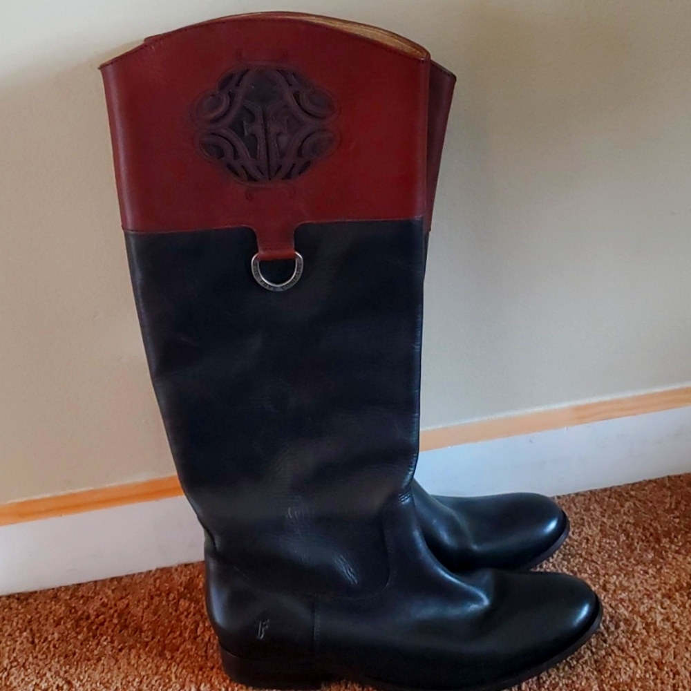 Frye Melissa logo boots 10